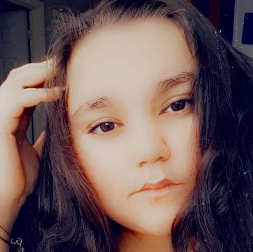 Meet your Posher, Emely